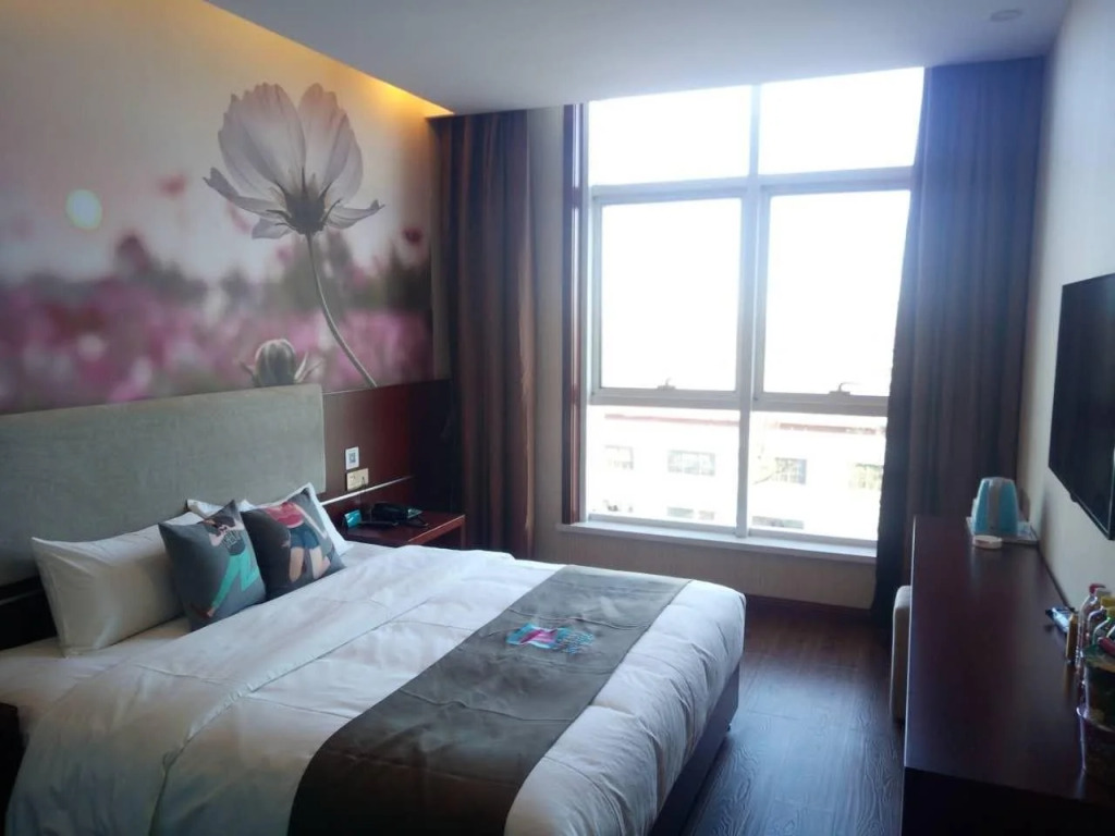 Pai Hotel Tangshan Gangyao Road Hebei Bridge