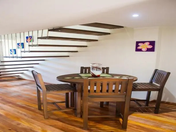 Hibiscus Residences
