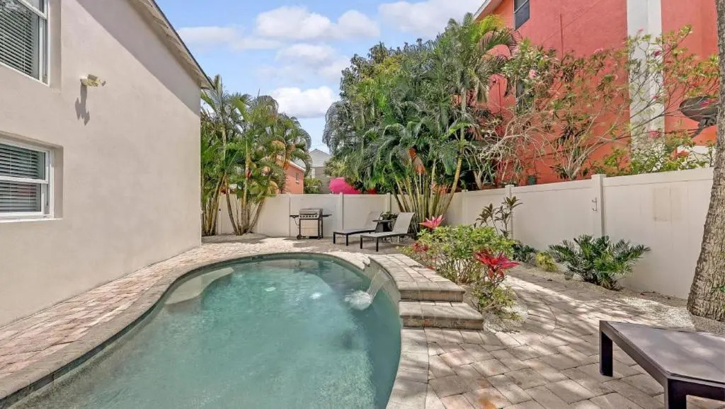 Canal Upper-Gorgeous 3 bed 3 bath near SK Village