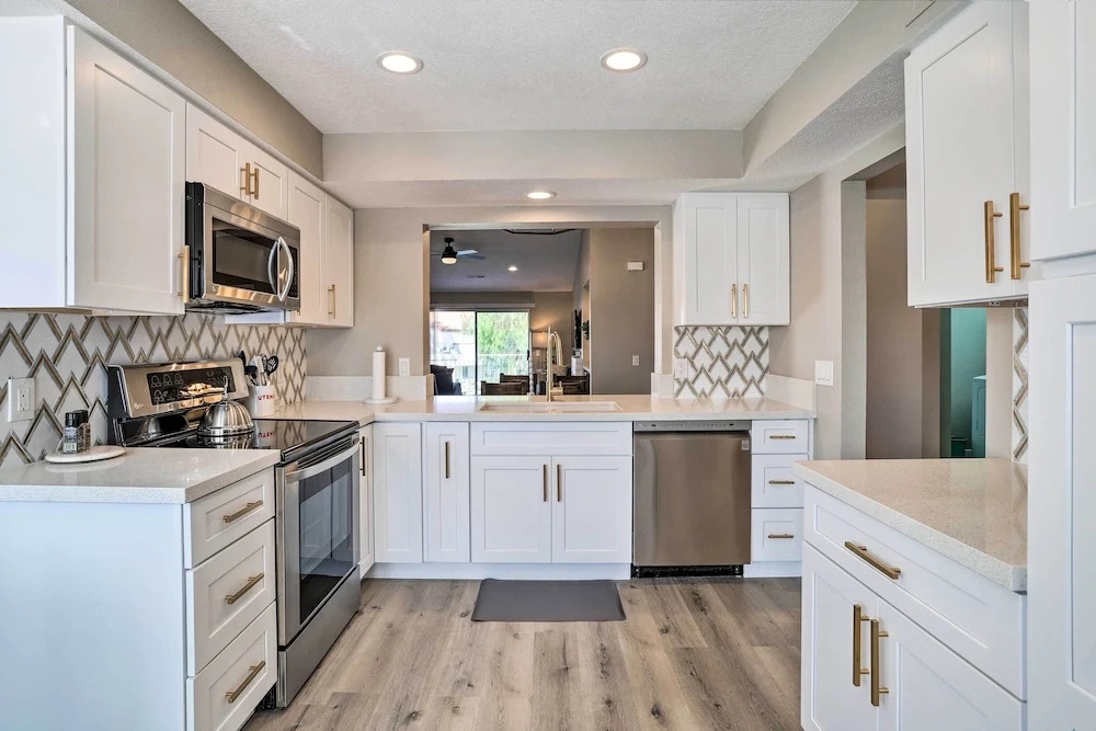 Chic Palm Desert Condo w/ Resort-style Amenities!