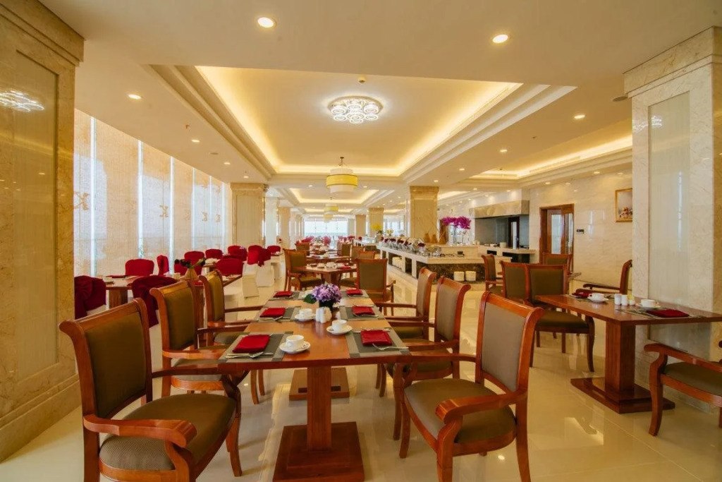 Gold Coast Hotel Resort & Spa