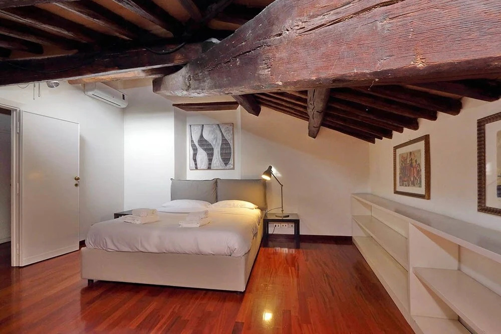 Farnese Apartment 1870