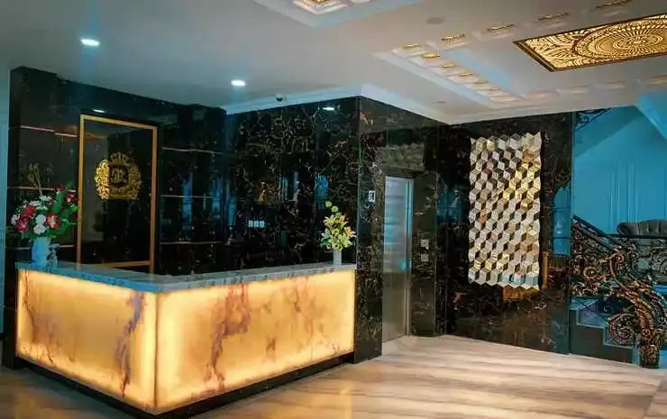 King Royal Hotel