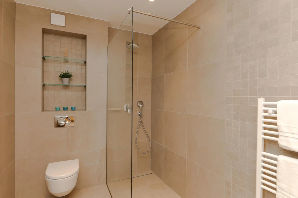 Bondi in Supetar with 4 bedrooms and 4 bathrooms