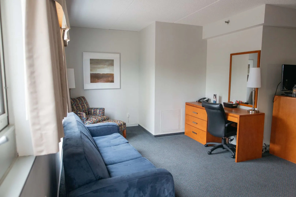 Norwood Hotel