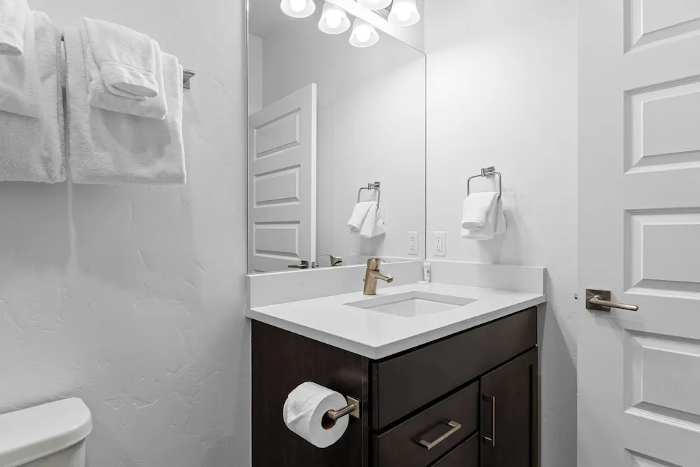 Clearwater Lofts #302, Building 1