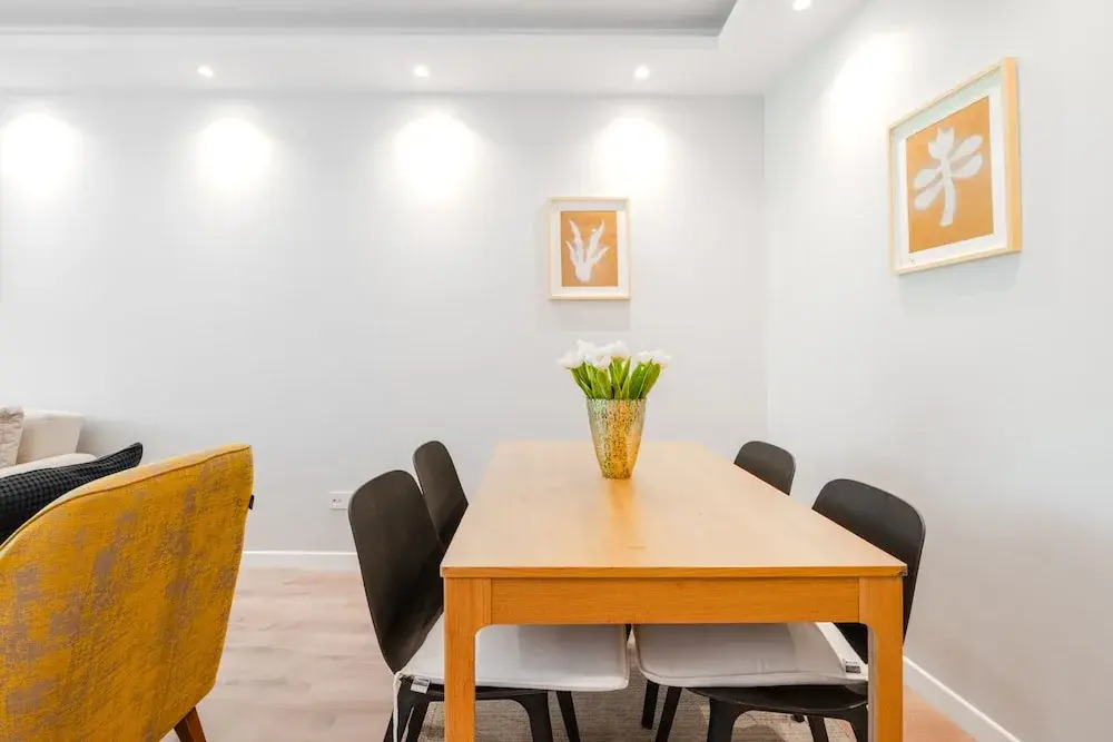 House w Garden 10 min to City s in Beyoglu