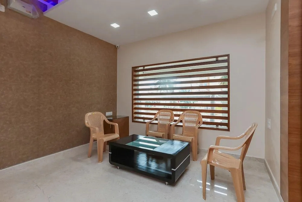 Oyo 24264 Monisha Residency