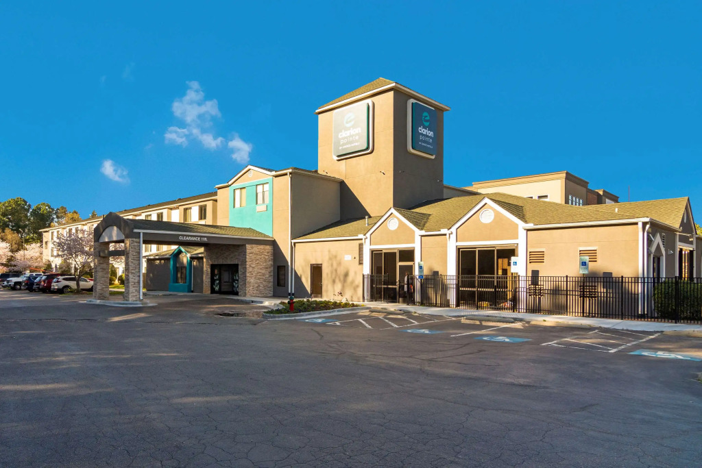 Clarion Pointe Wake Forest - Raleigh North
