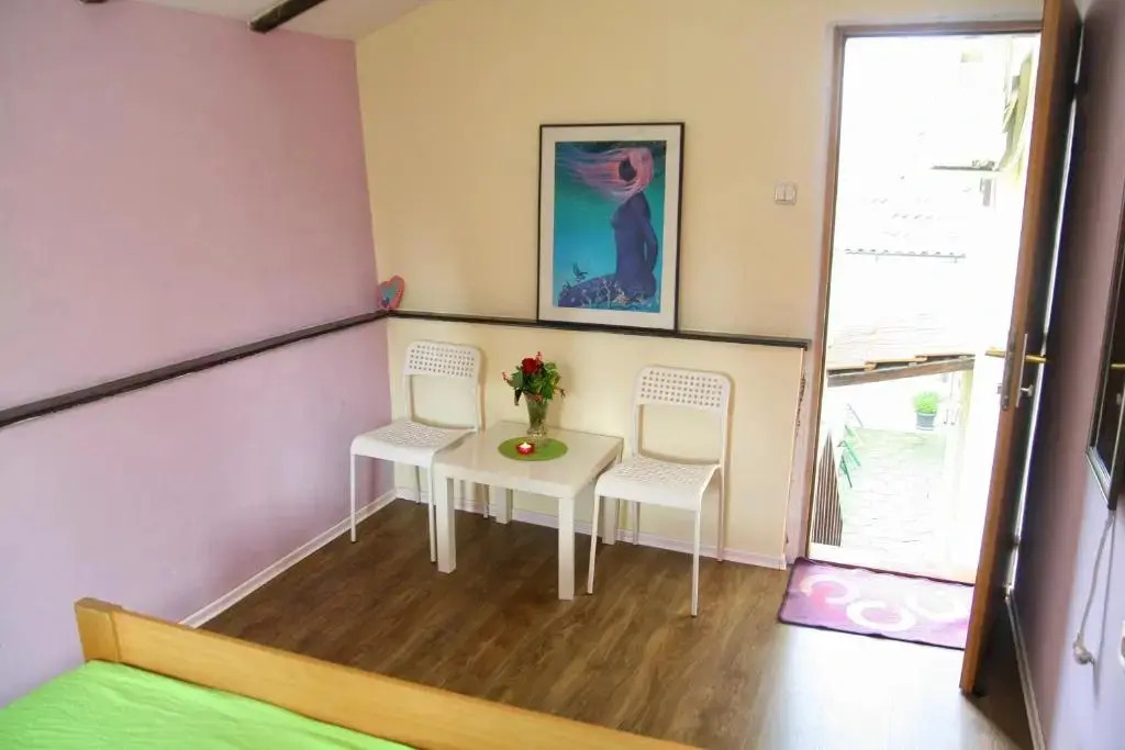 Shanti Hostel 2