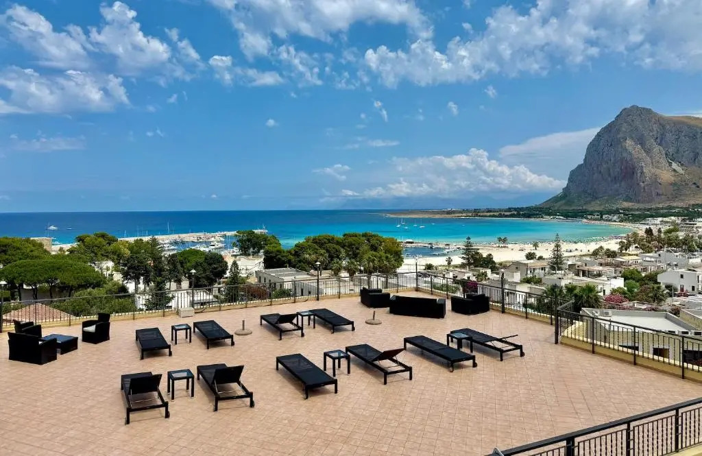 HOTIDAY San Vito Lo Capo