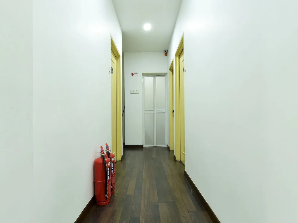 4S Hotel