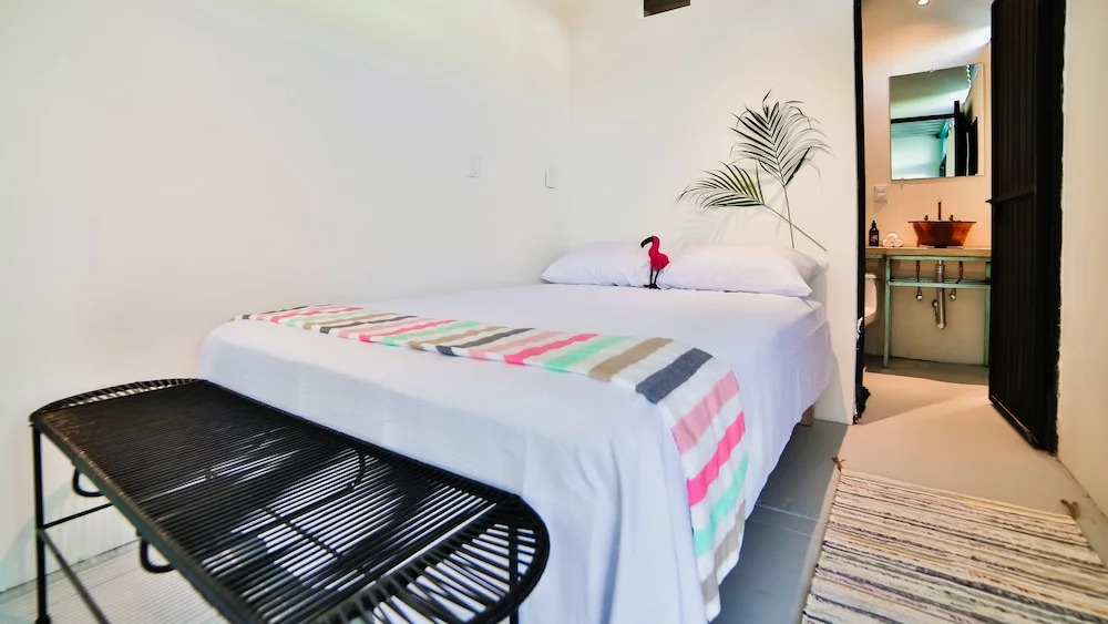 ONDA Surf Hotel