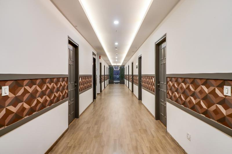 Super Townhouse Jashn