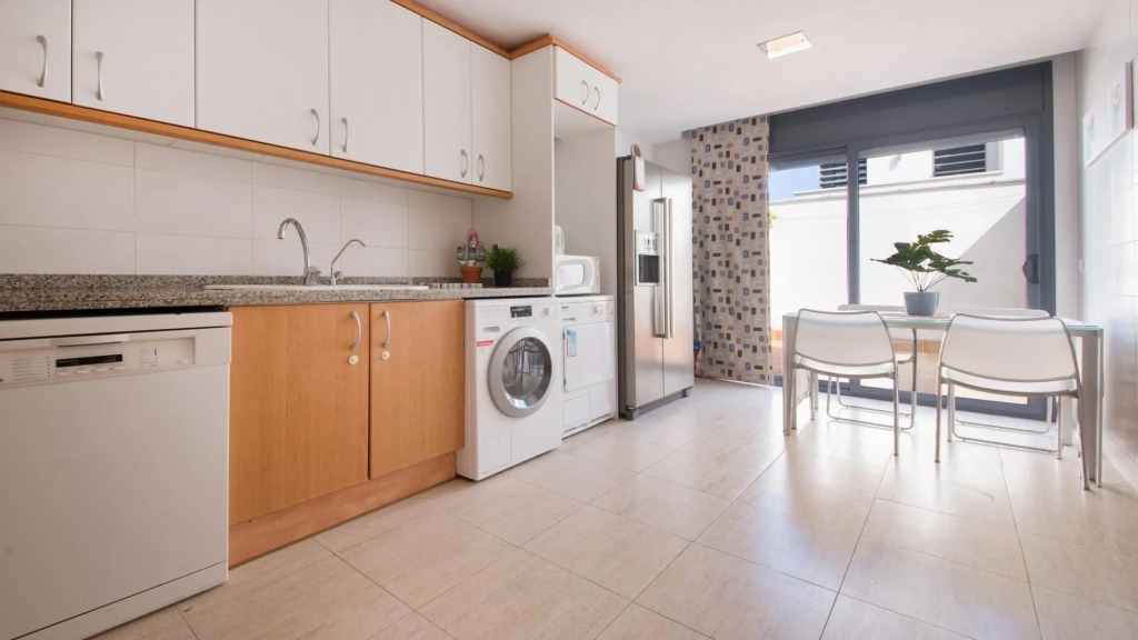 BFA 64 - CASA BROWN in Calafell
