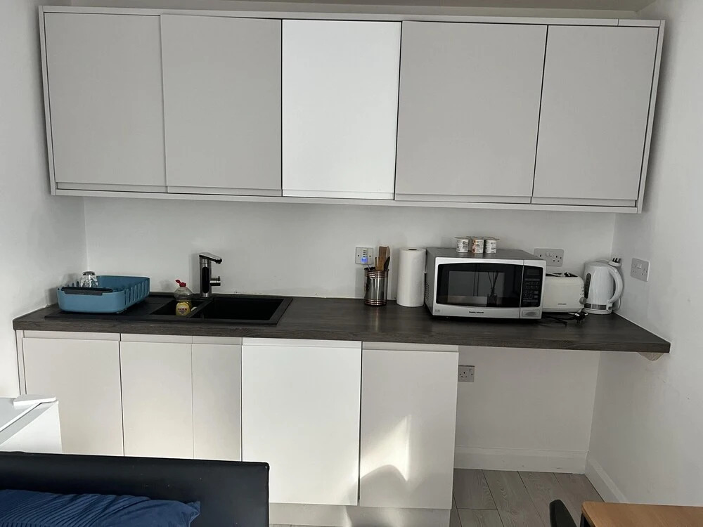 Remarkable 1-bed Outhouse Studio in Dagenham