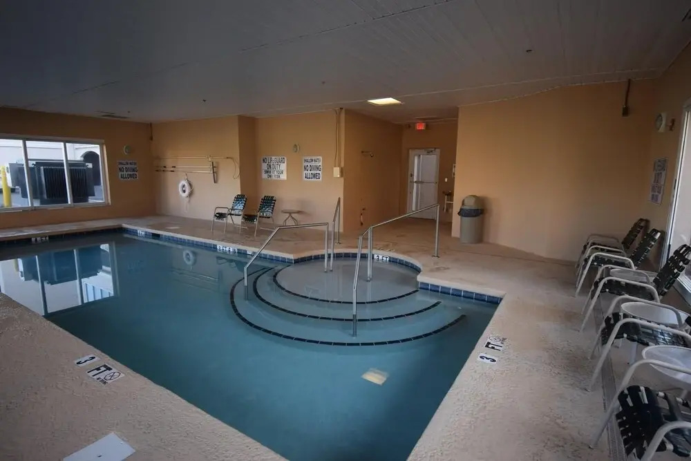 Crescent Shores S 1811 3 Bedroom Condo by RedAwning, North Myrtle Beach
