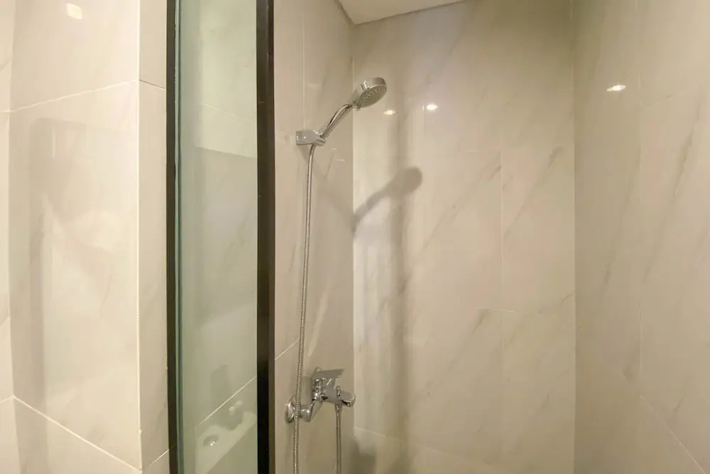 Restful And Comfortable Studio At Ciputra World 2 Apartment