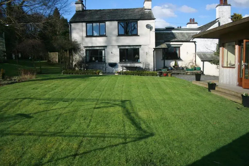 School House Cottage B&B and tea garden