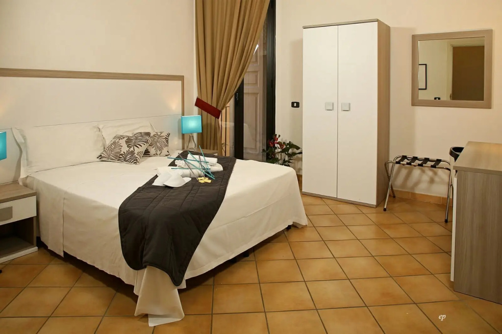 Caravaggio Hotel