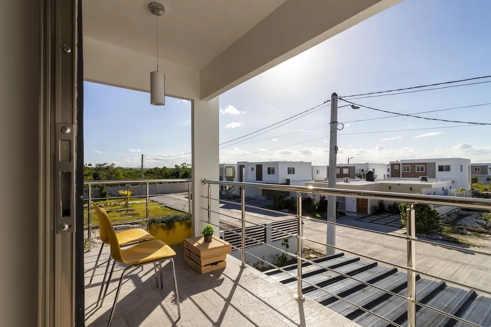 Modern 4-BR Villa in Gated Community