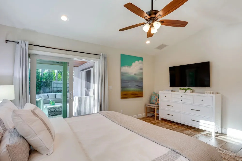 Fenced Yard, 4 Mi to Stuart Beach: Family Retreat!