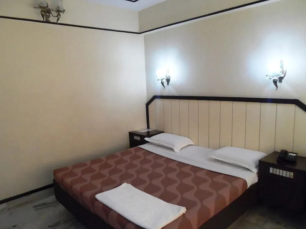 Hotel Sivapriya