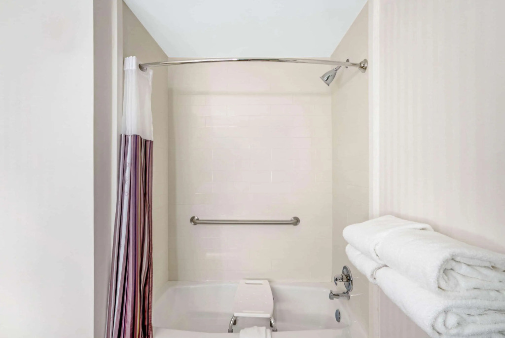 La Quinta Inn & Suites By Wyndham Columbus Ms