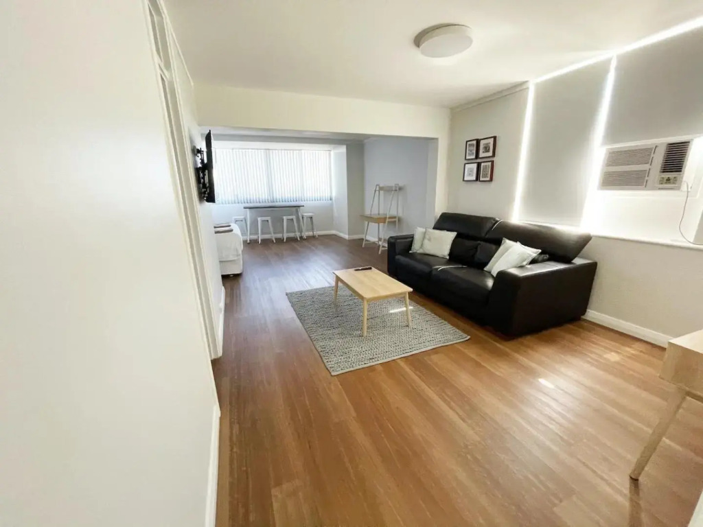 Studio 101 - First floor Fremantle studio apartment