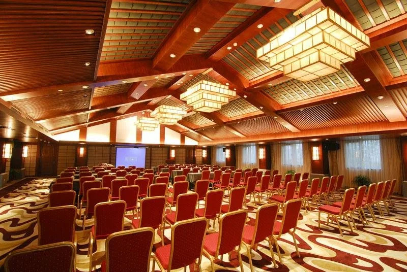 Xian Banpo Lake Hotel