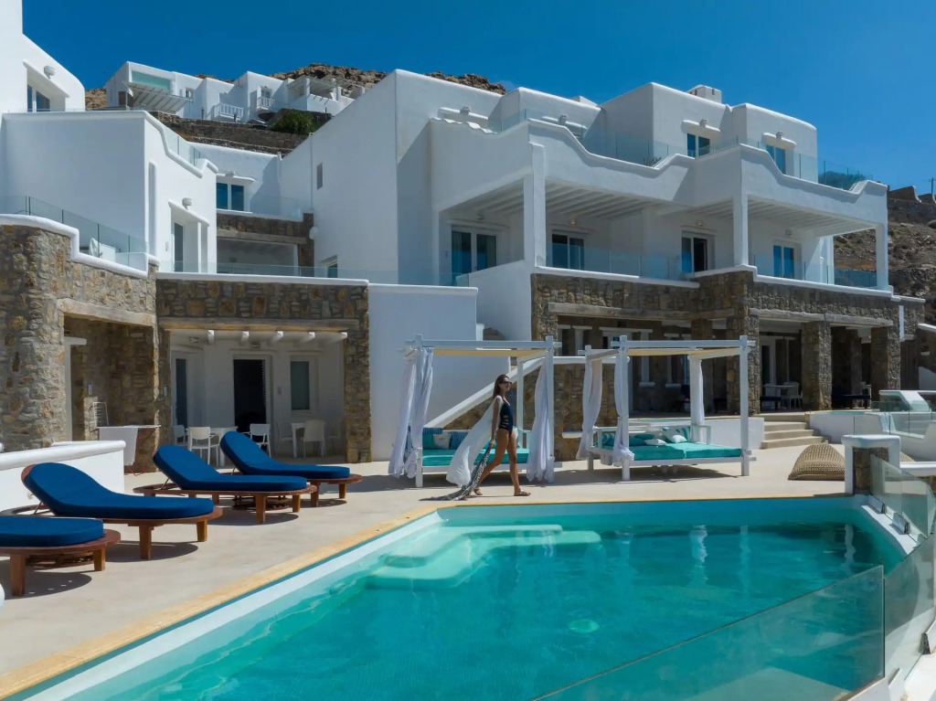 Arte & Mare Elia Luxury Suites and Villas