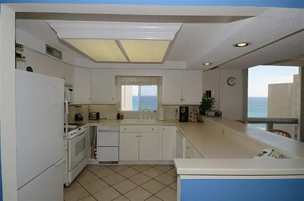 Shoreline Towers 3116 3 Bedroom Condo