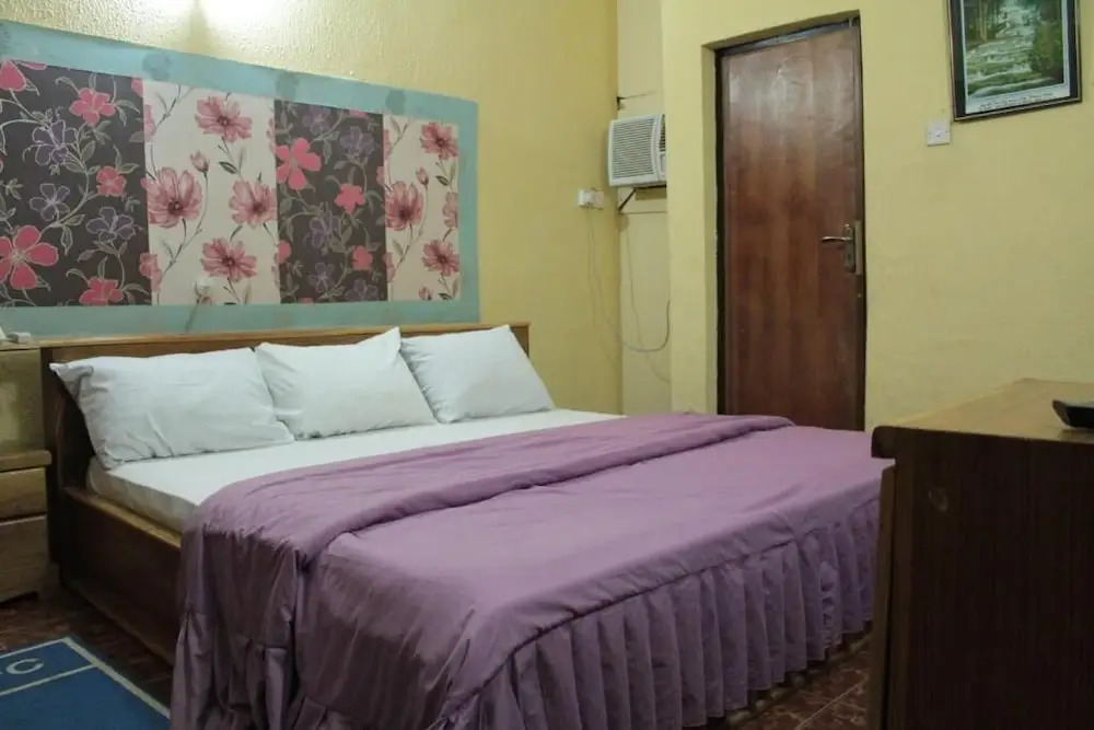 Yaban Hotel