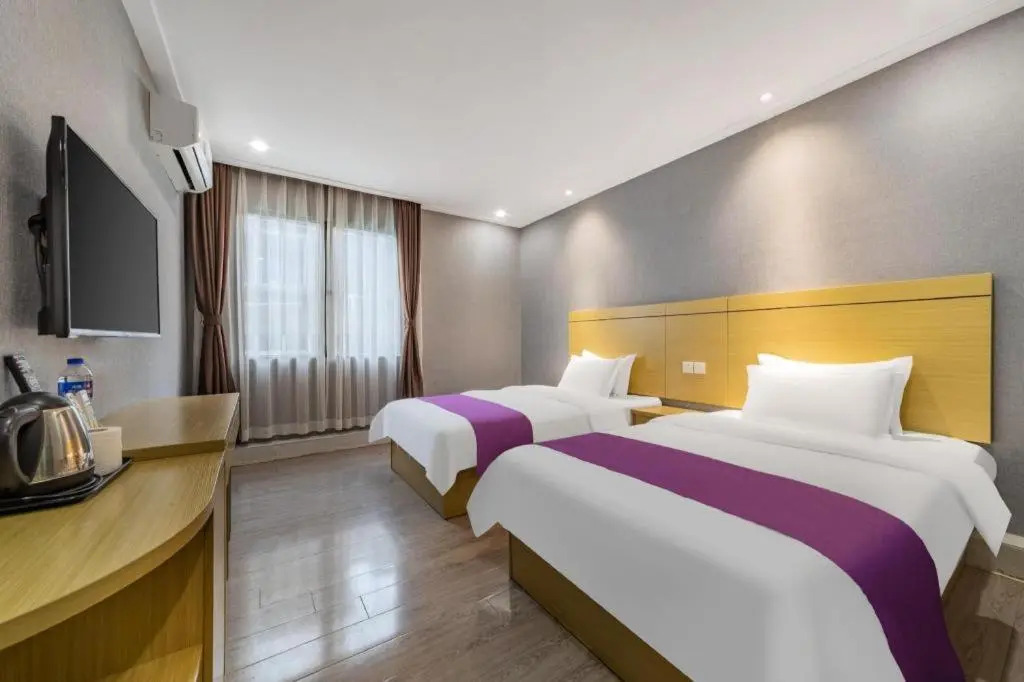 Ying Feng Yuan Hotel