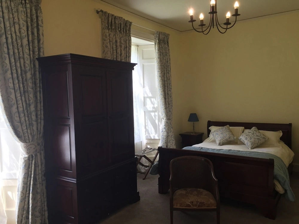 Boulston Manor