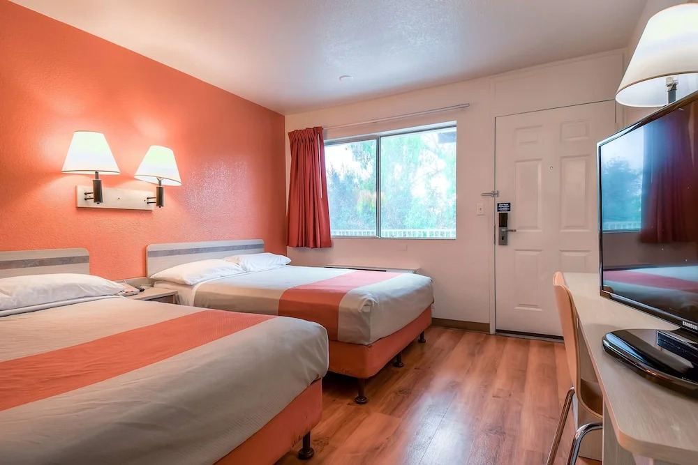 Motel 6 Los Angeles - Whittier