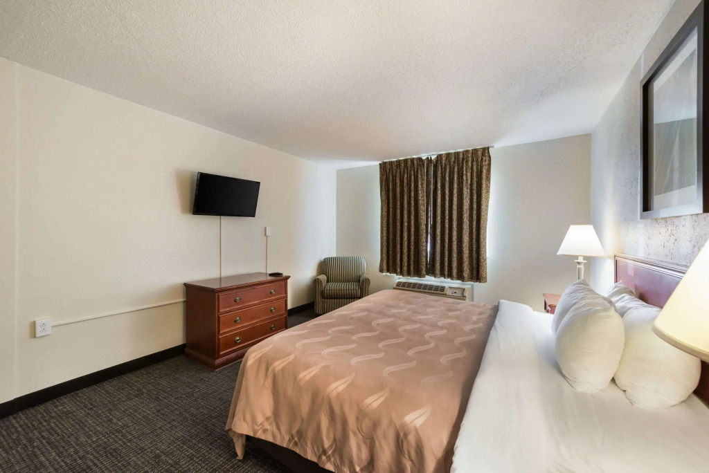 Quality Inn Bradley- Bourbonnais