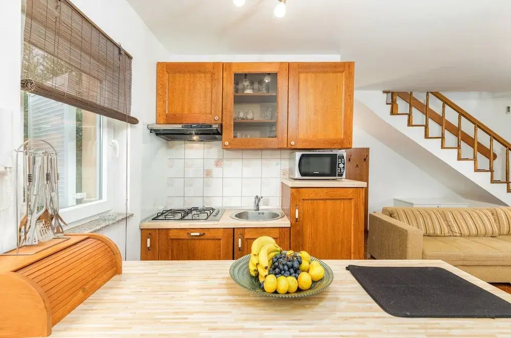 Apartment in Liznjan Near Bora Beach
