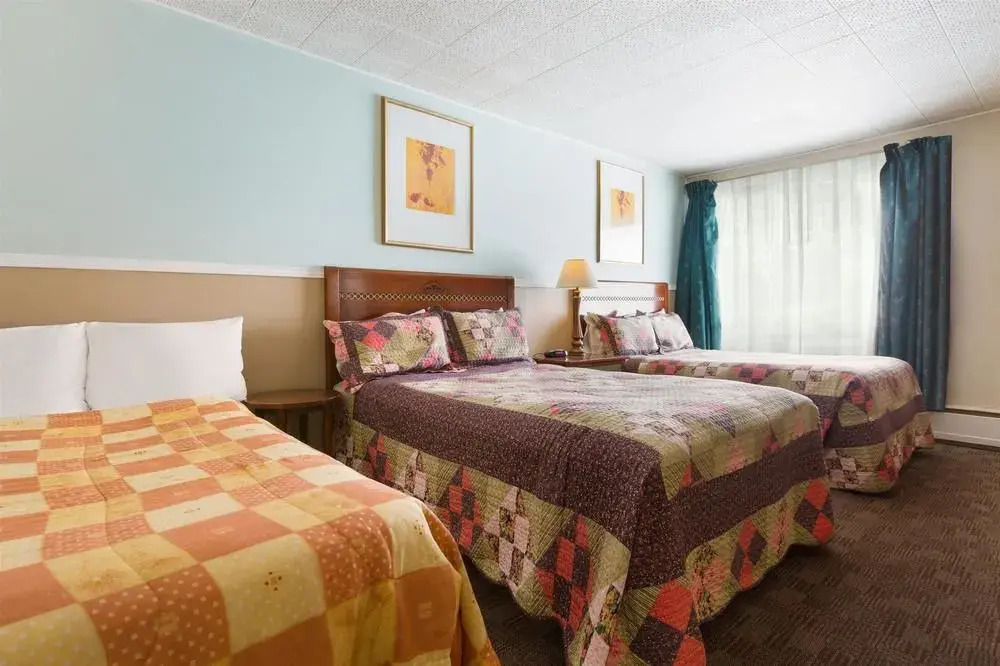 Chimo Motel