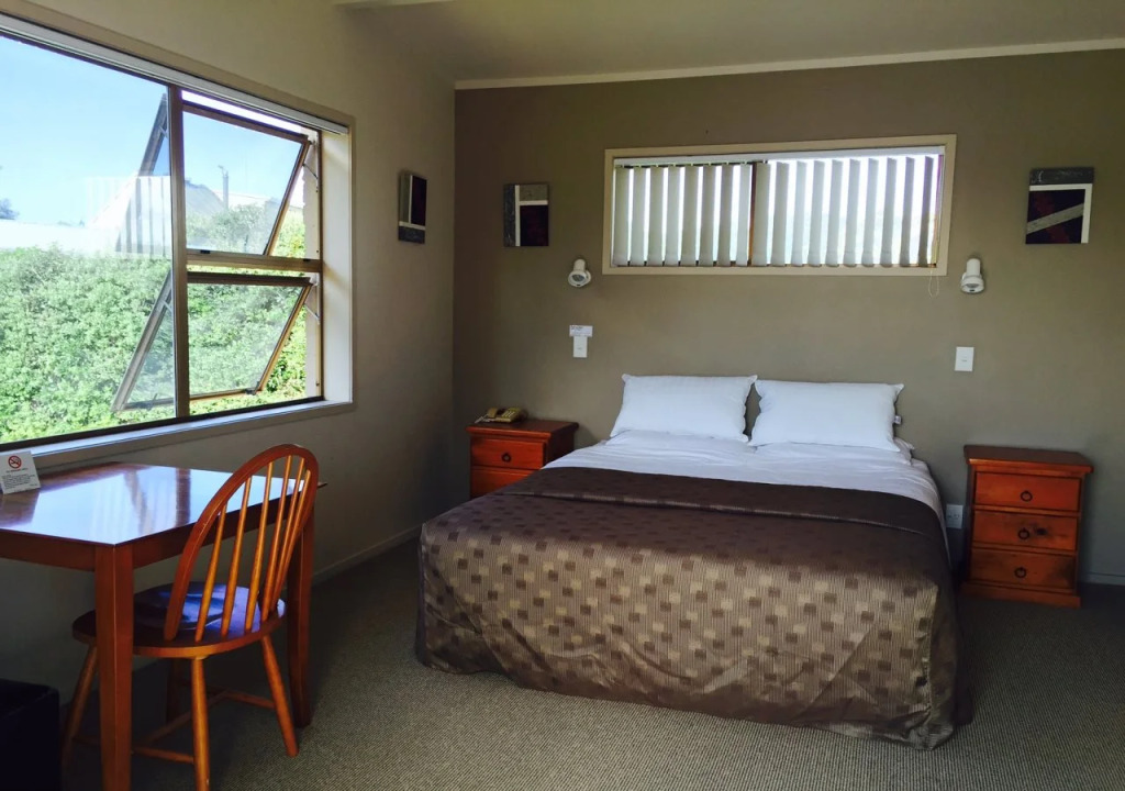 Aquarius Motel