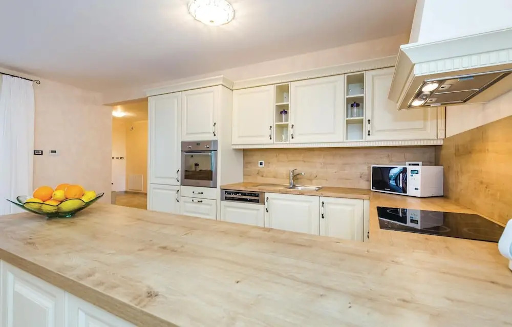 Nice Home in Turcic With Wifi and 4 Bedrooms