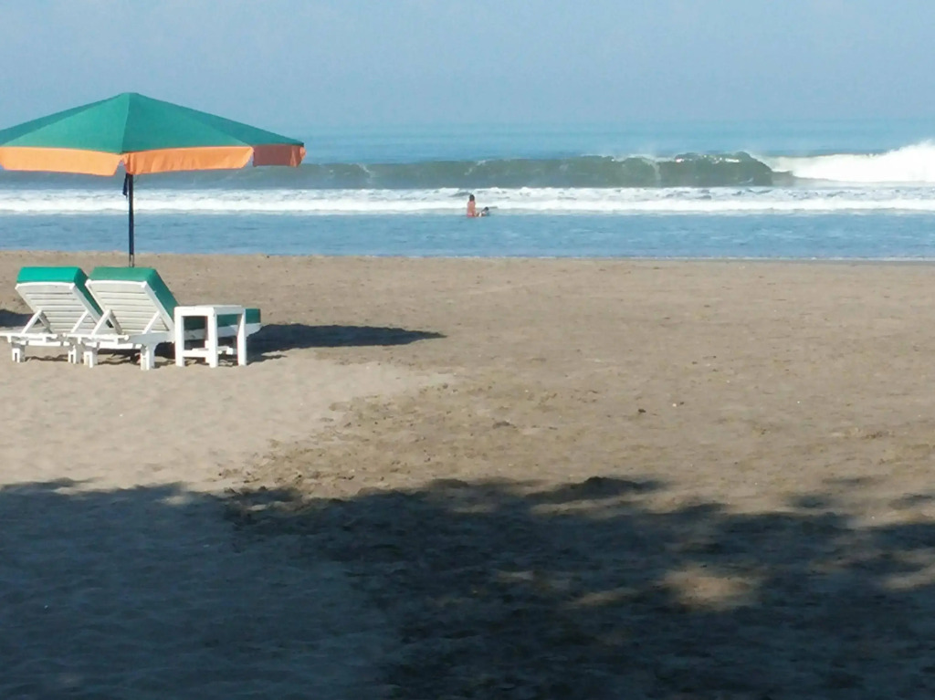 Puri Naga Beachfront Cottages