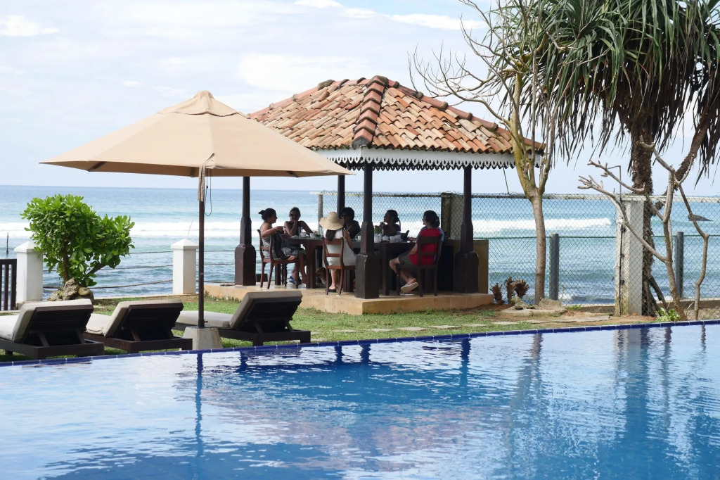 Surf Station