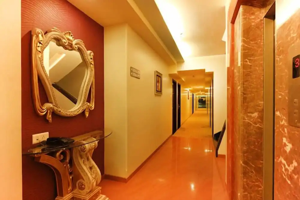 Hotel Seven Heaven