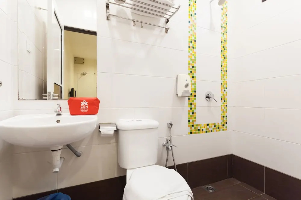 ZEN Rooms Pertam Jaya