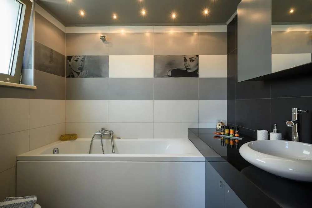 Marmo Residence