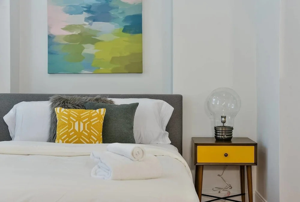 Stunning 2br/1ba in North End by Domio