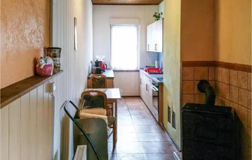 Holiday home E.-Thälmann-Str. H