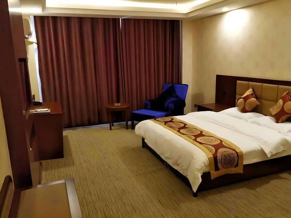 GreenTree Alliance Tacheng City Wenqin Road Zuoan Sunshine Hotel