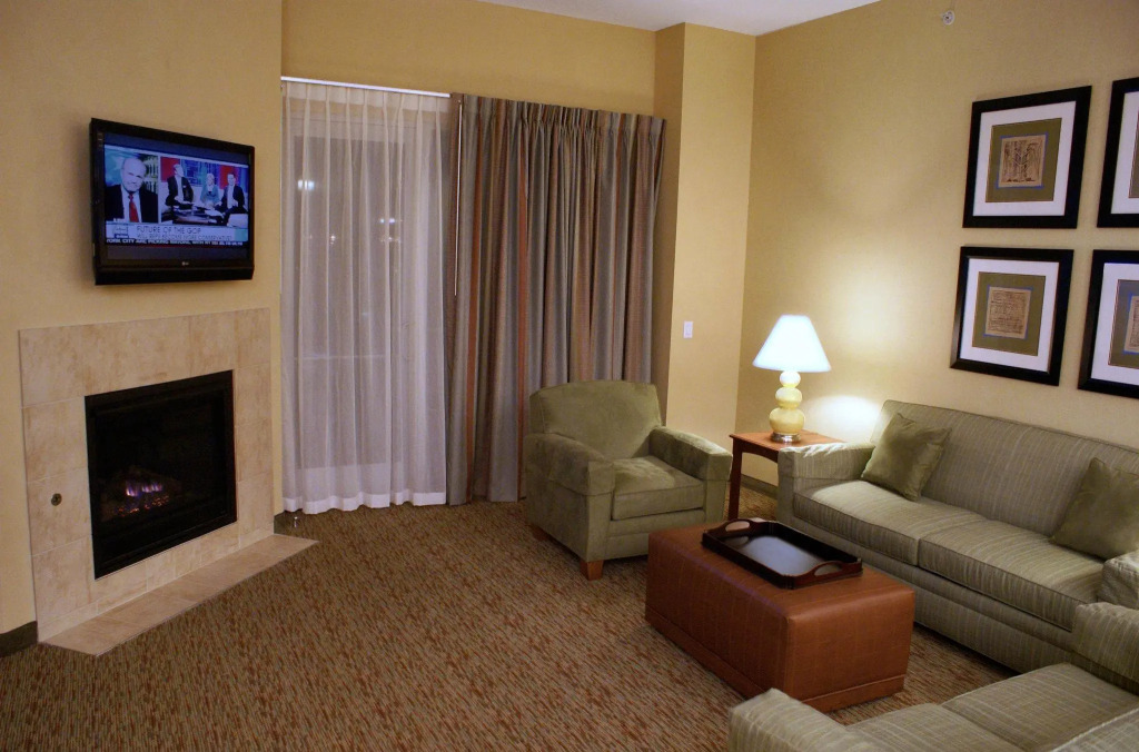 Homewood Suites by Hilton Phoenix Airport South